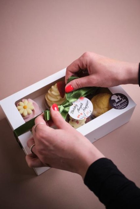 6-BOX Anyák napi Cupcake válogatás 11 040 HUF