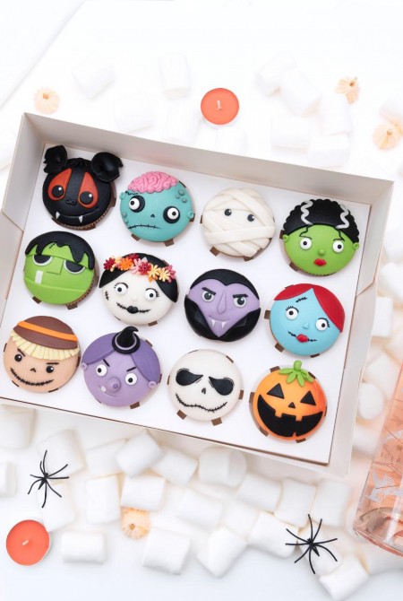 12-BOX Halloween cupcake válogatás Faces - 36.880Ft