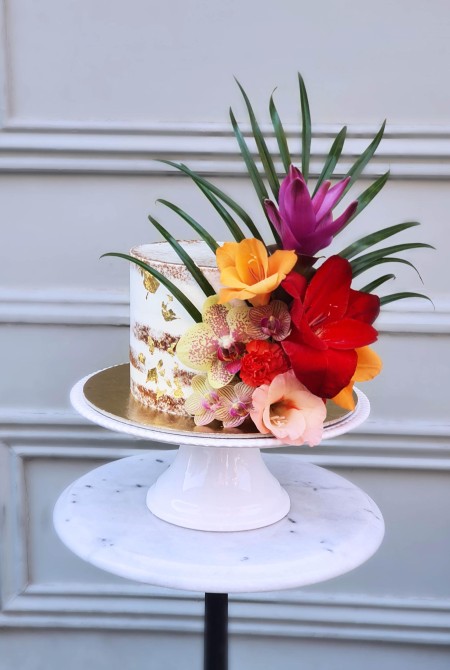 Trópusi naked cake