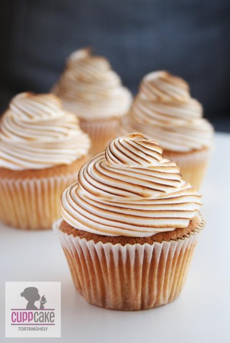 Citromos habcsók cupcake 1590Ft / db